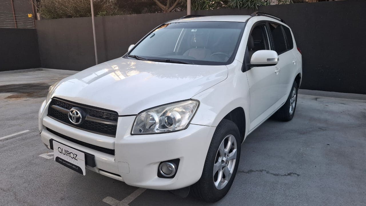 TOYOTA RAV 4 2.4 4WD AUT 2011