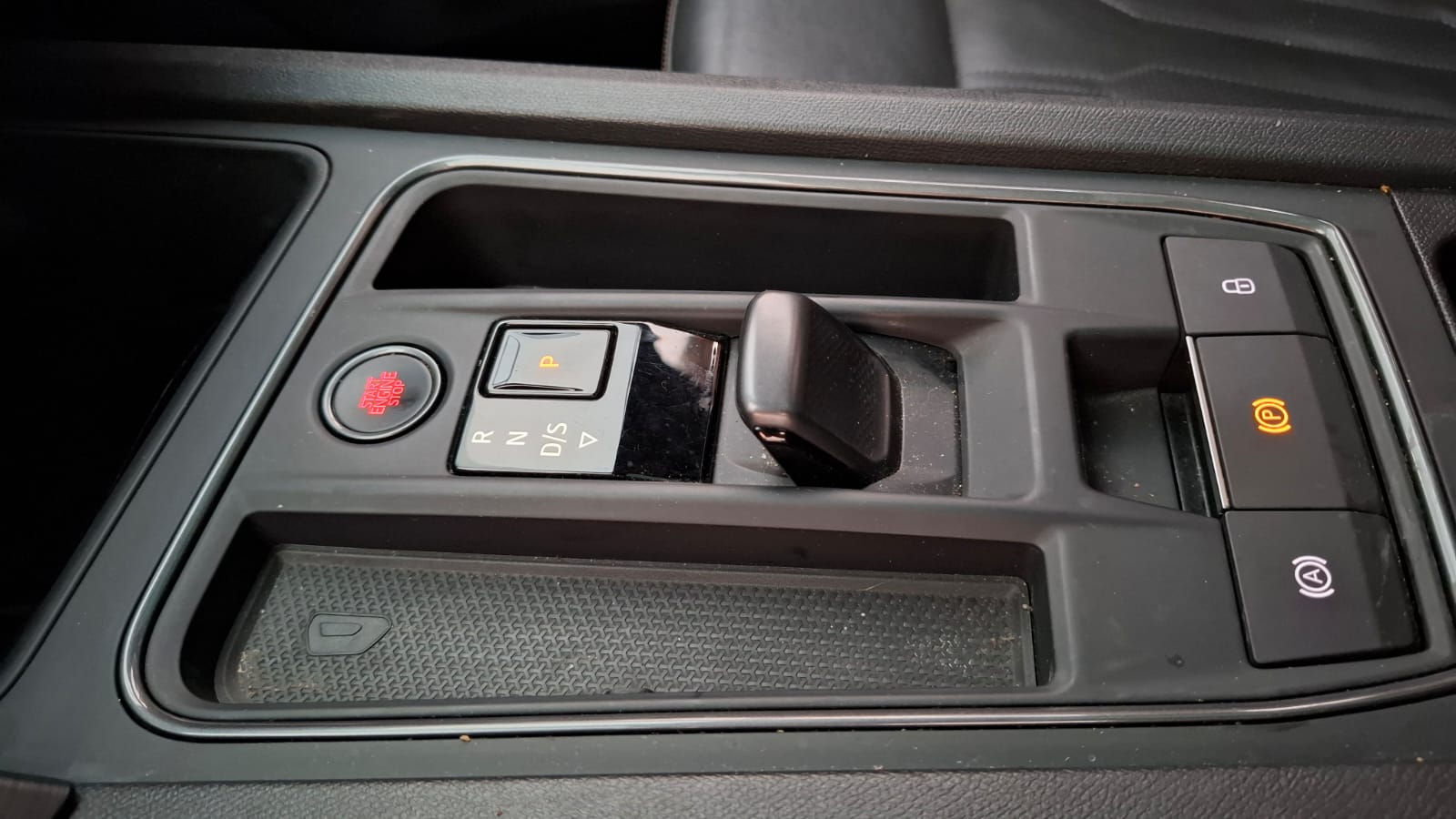 CUPRA FORMENTOR TSI 2.0 AT 2024 - Imagen 21