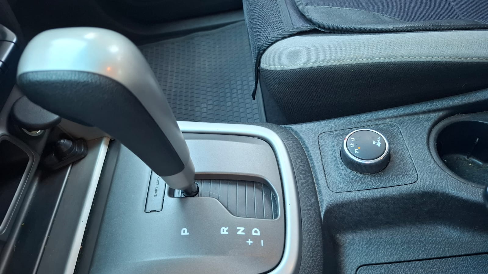CHEVROLET COLORADO DCAB 4X4 2.8 AUT 2021 - Imagen 17
