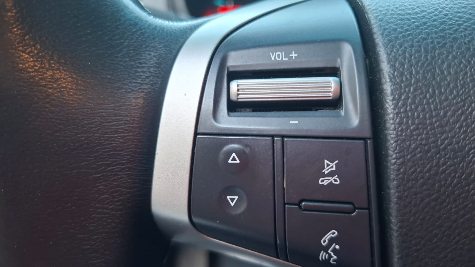 CHEVROLET COLORADO DCAB 4X4 2.8 AUT 2021 - Imagen 18