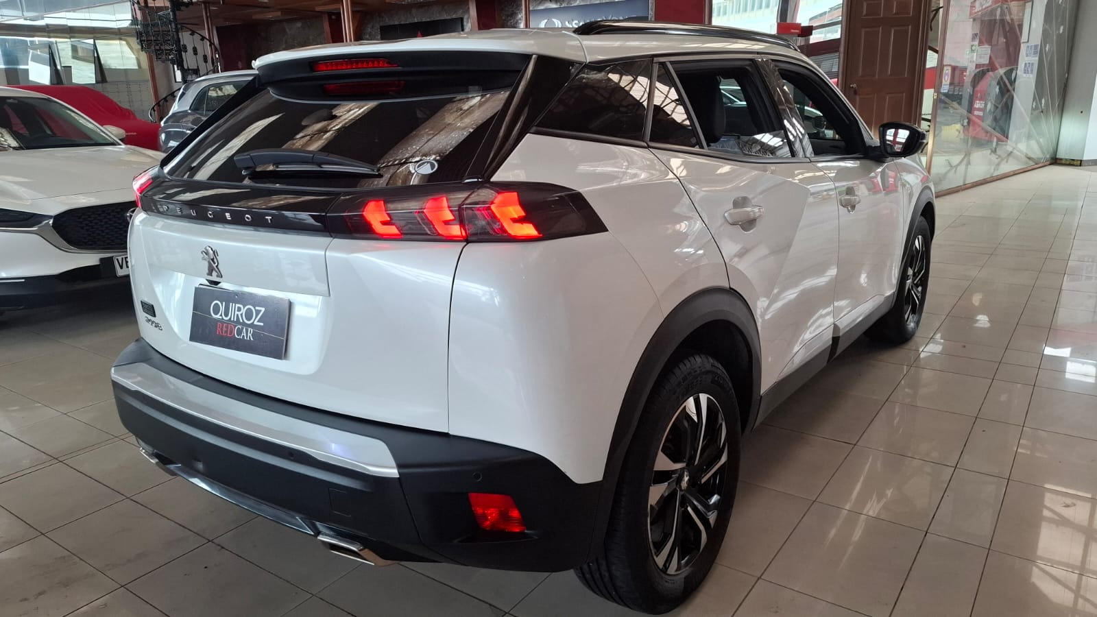 PEUGEOT 2008 130 EAT8 1.2 AUTOMÁTICO 2023 - Imagen 3
