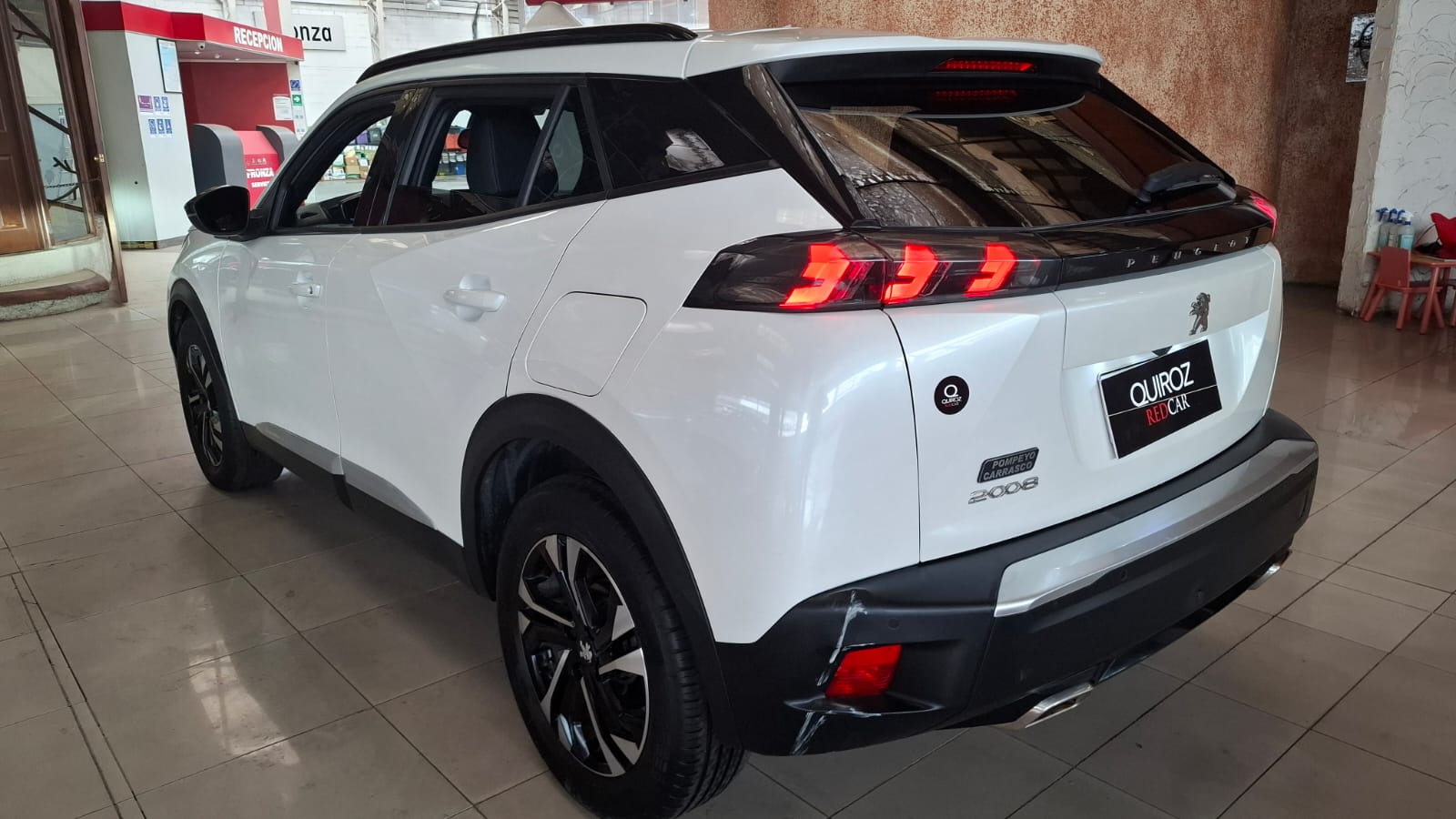 PEUGEOT 2008 130 EAT8 1.2 AUTOMÁTICO 2023 - Imagen 5