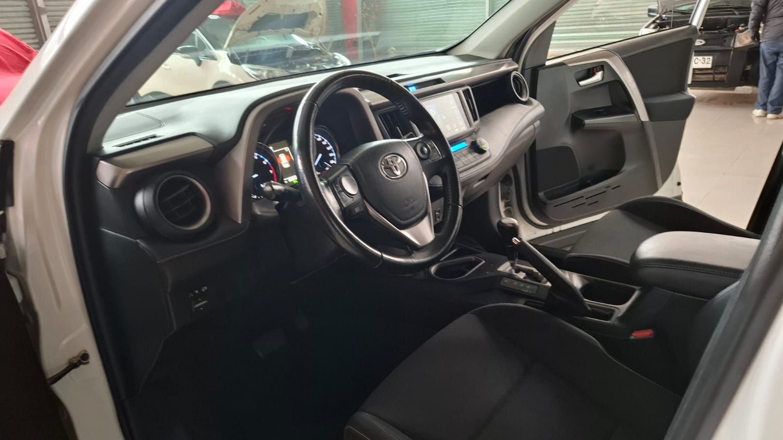 TOYOTA RAV 4 2.5 AUT 2016 - Imagen 10